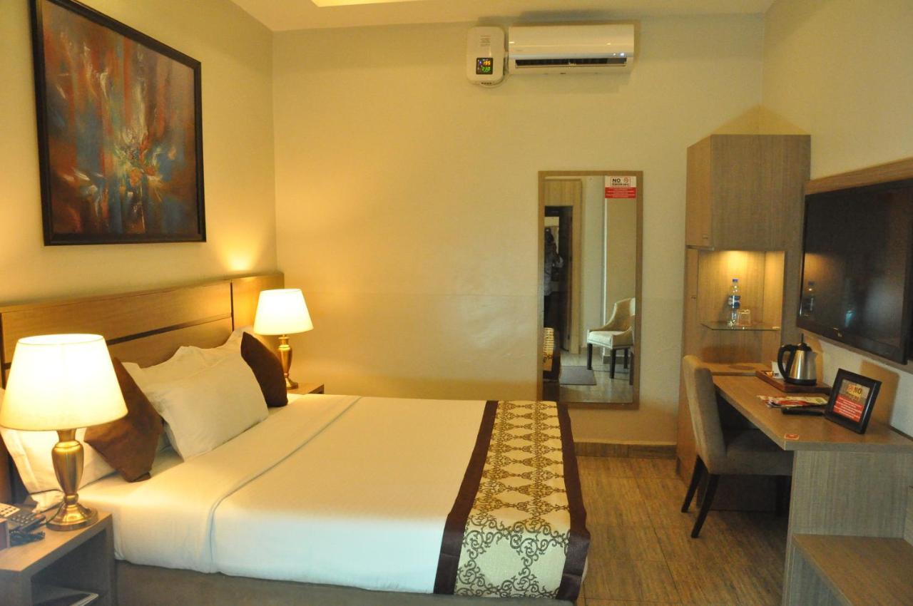 Moz One Executive Guest Rooms Agadez Mobushipe Εξωτερικό φωτογραφία