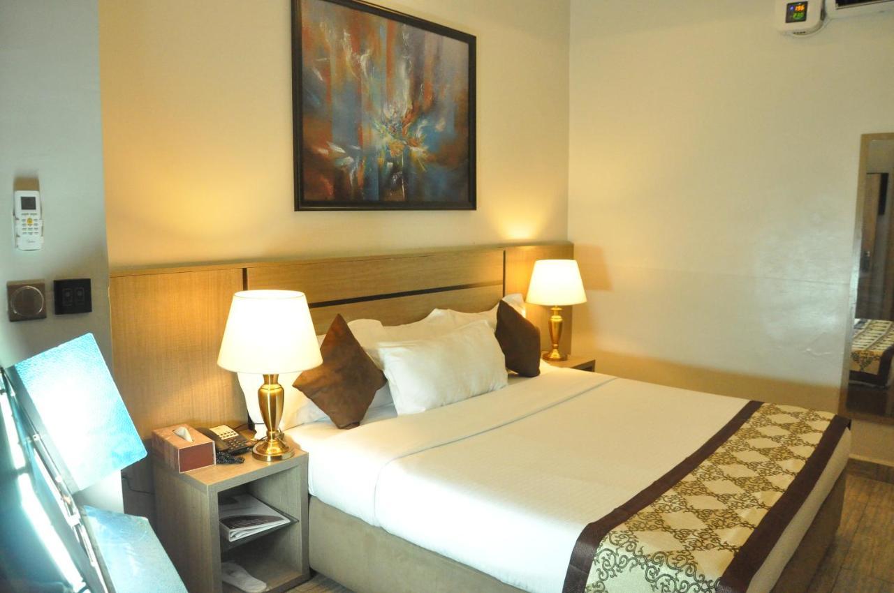 Moz One Executive Guest Rooms Agadez Mobushipe Εξωτερικό φωτογραφία